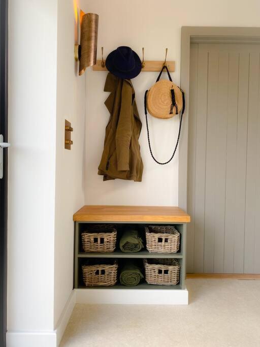Linseed Barn- Stamford Holiday Cottages ภายนอก รูปภาพ