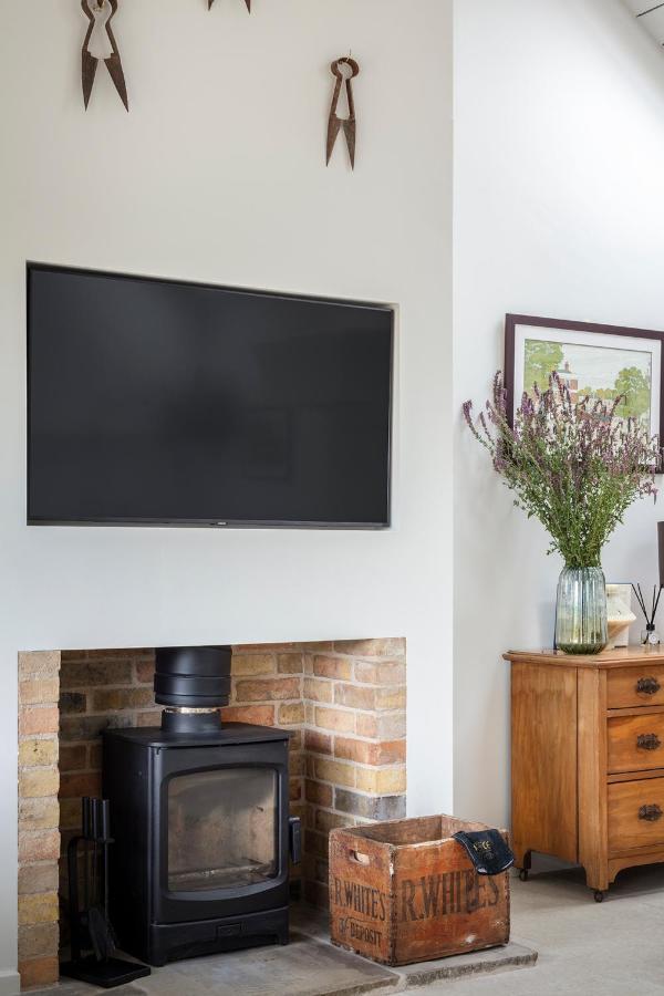 Linseed Barn- Stamford Holiday Cottages ภายนอก รูปภาพ